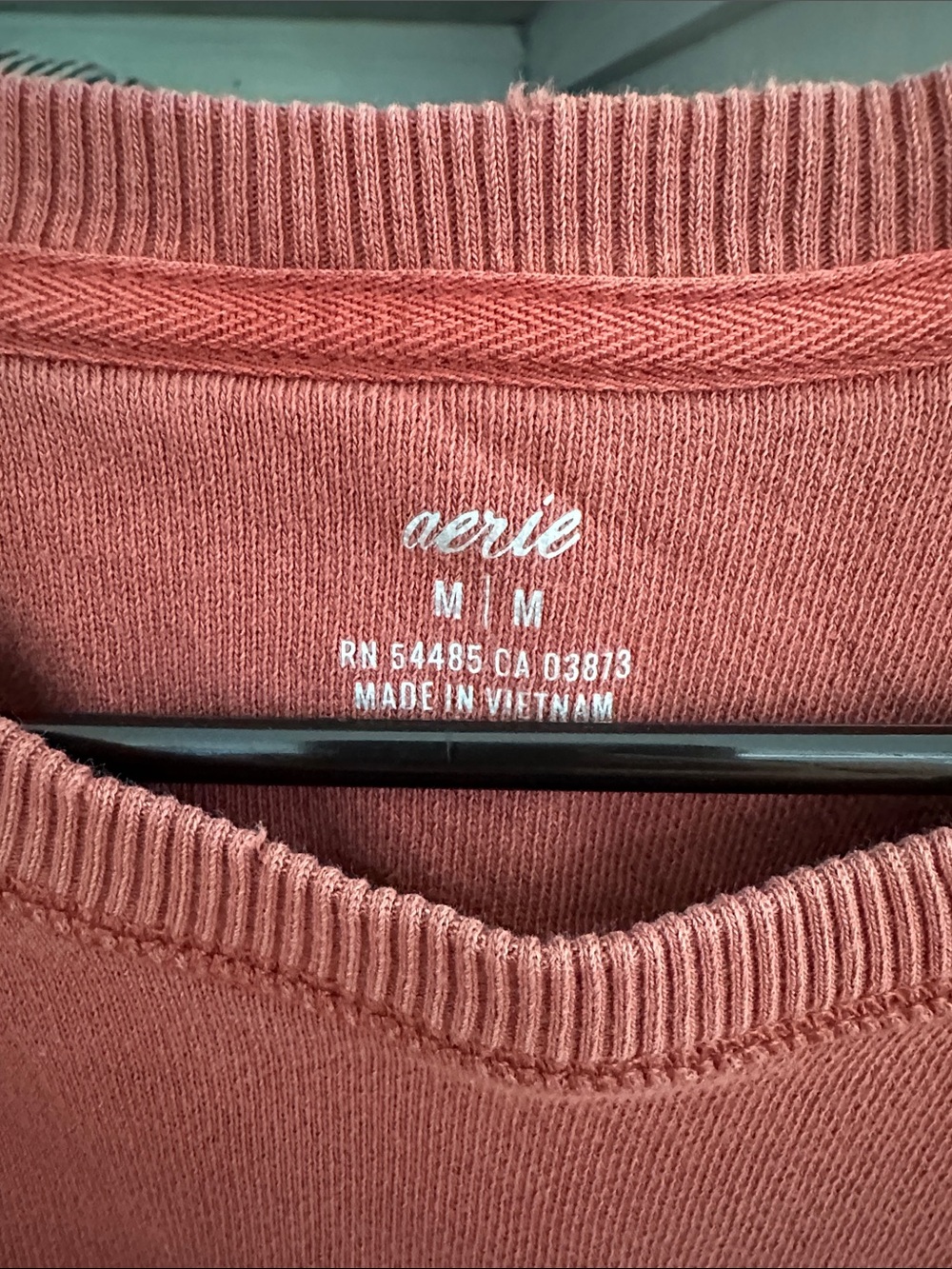 Aerie Rust Crewneck Sweatshirt size medium - Picture 2 of 3